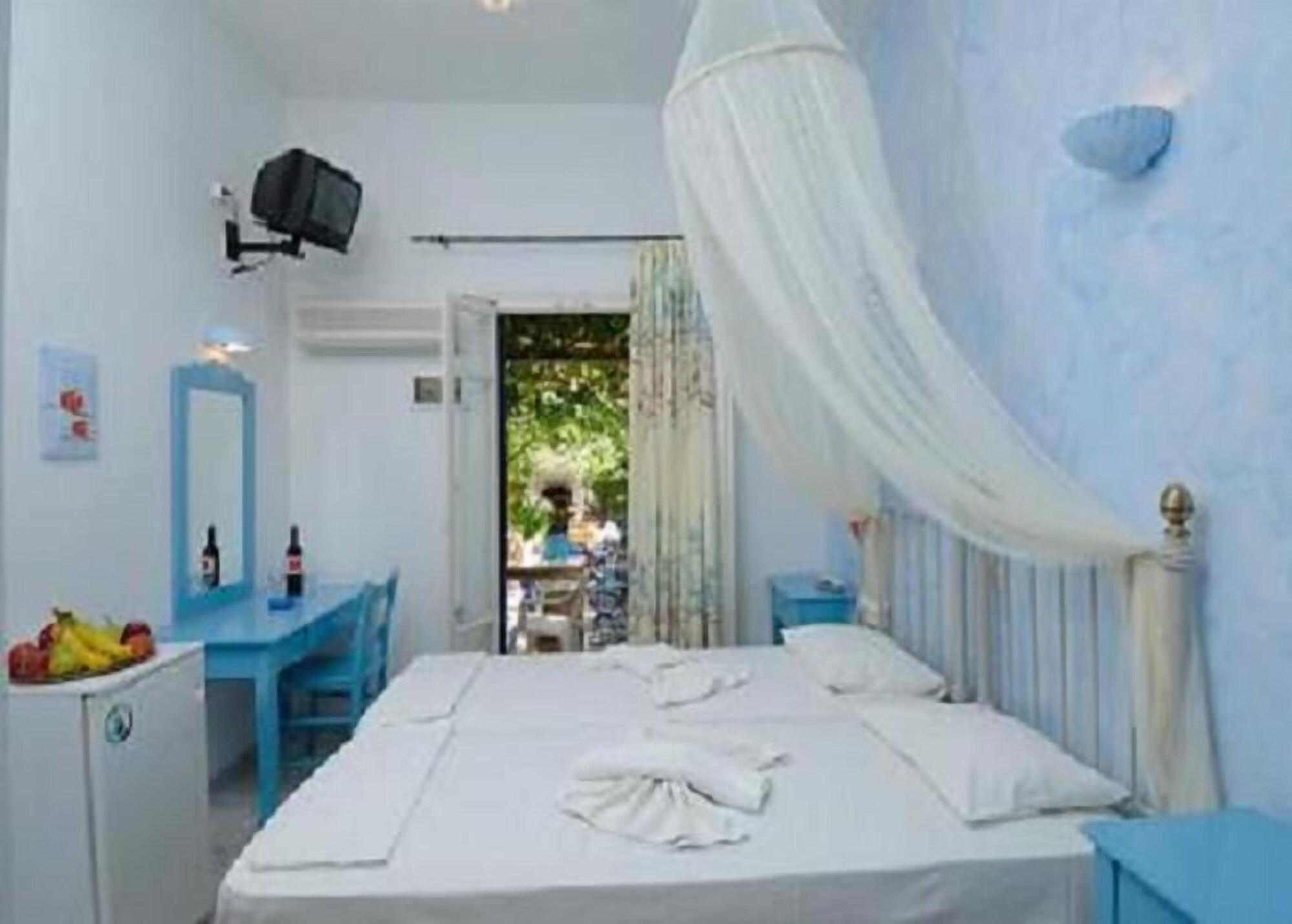 Aphrodite Boutique Hotel Alikí Екстериор снимка