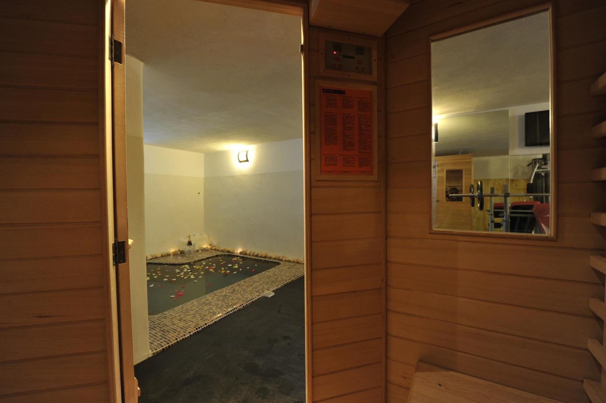 Aphrodite Boutique Hotel Alikí Екстериор снимка