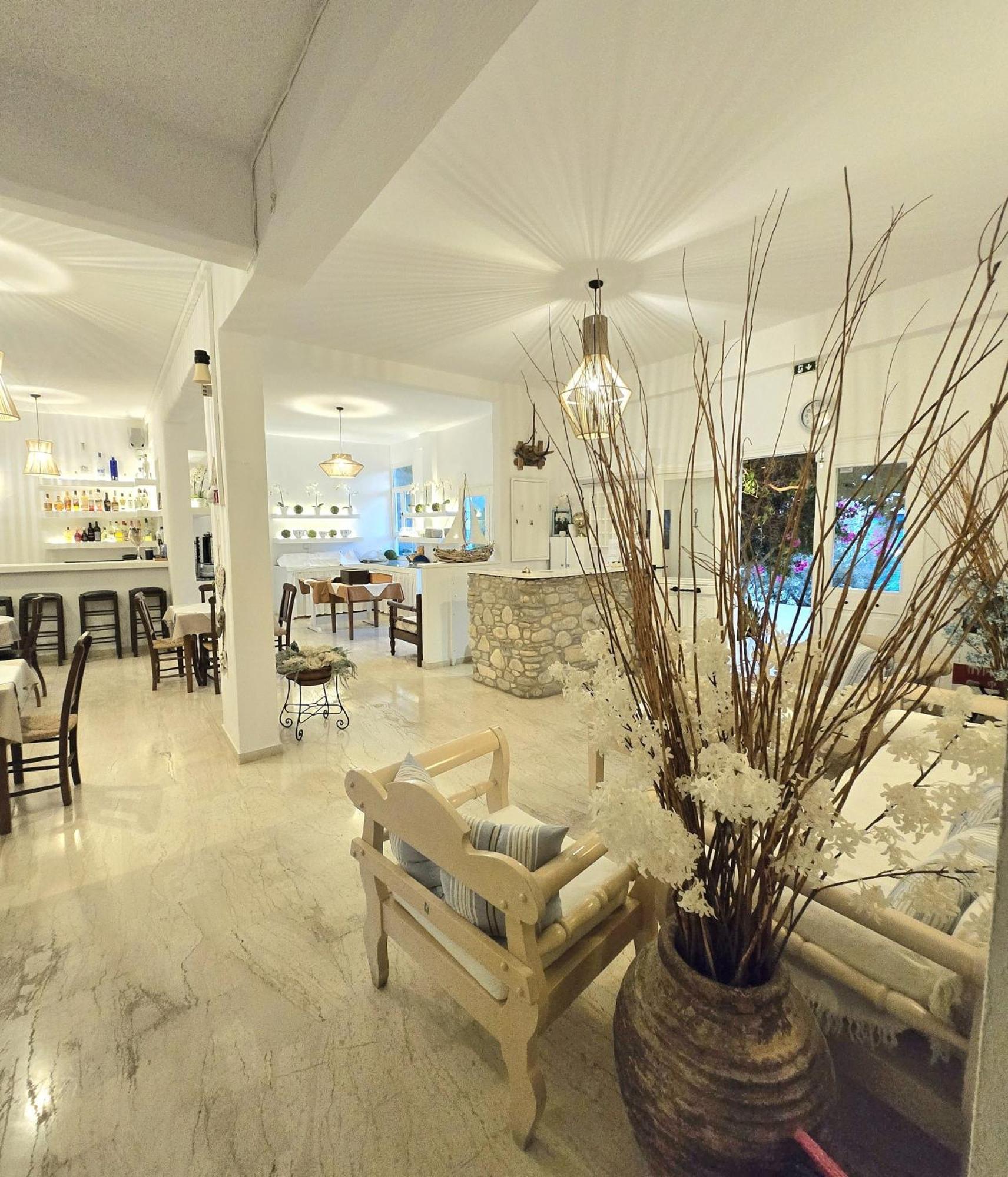 Aphrodite Boutique Hotel Alikí Екстериор снимка