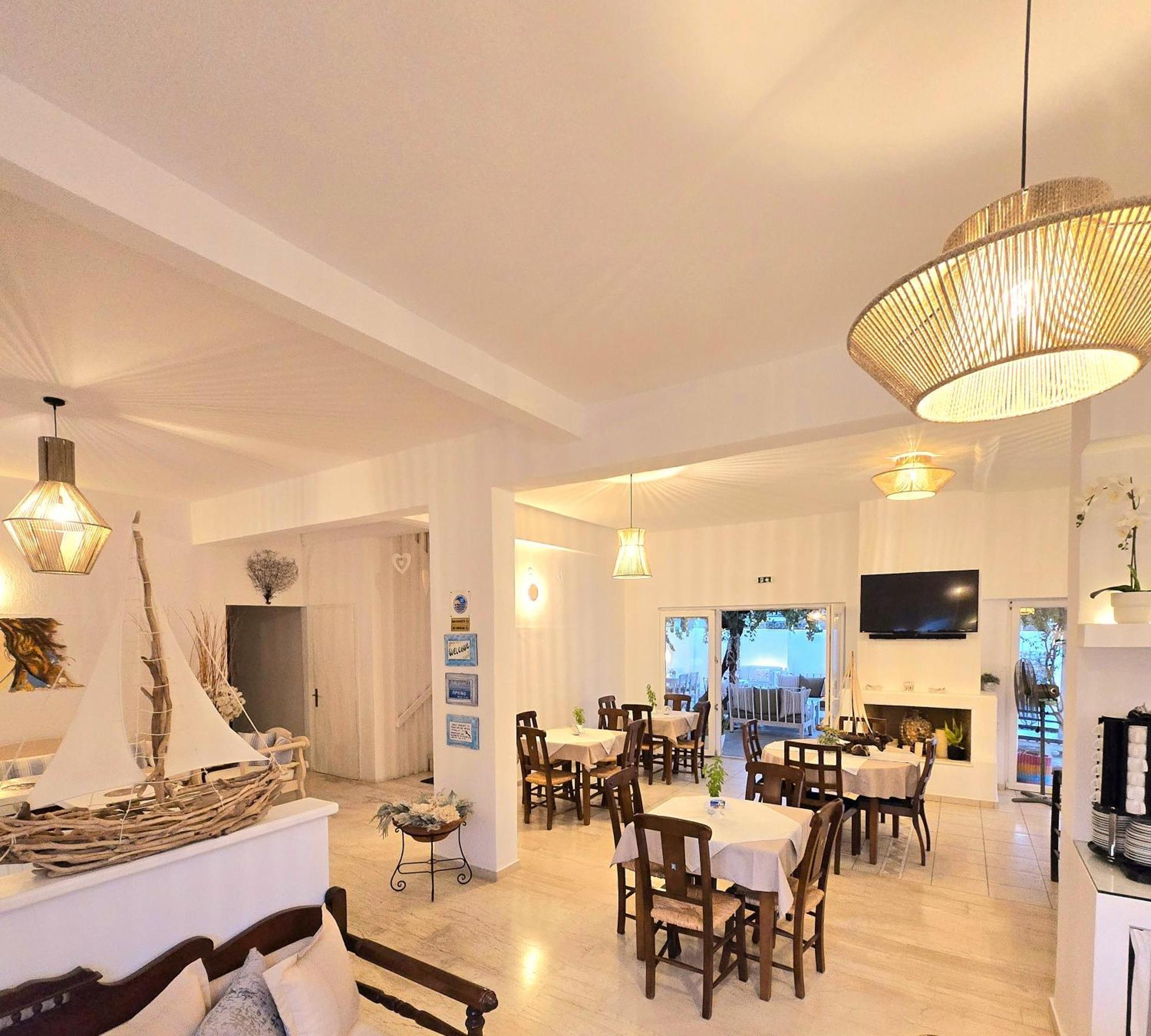Aphrodite Boutique Hotel Alikí Екстериор снимка