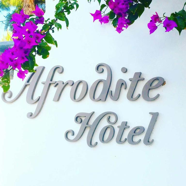 Aphrodite Boutique Hotel Alikí Екстериор снимка