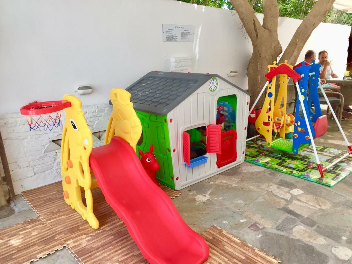 Aphrodite Boutique Hotel Alikí Екстериор снимка